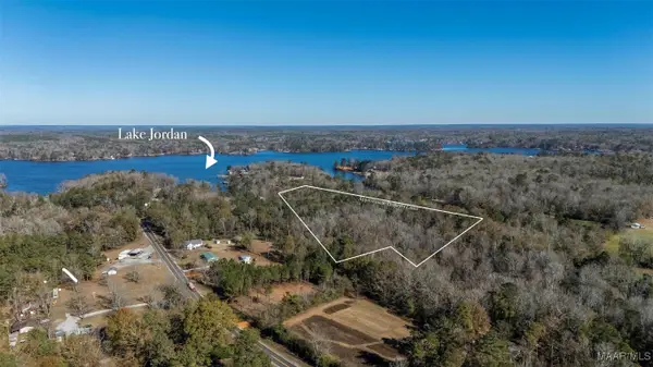 15 Mimosa Road, Deatsville, AL 36022