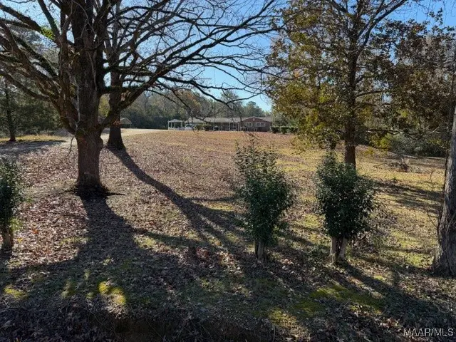 4980 Longview Road, Elmore, AL 36025 - Image #2