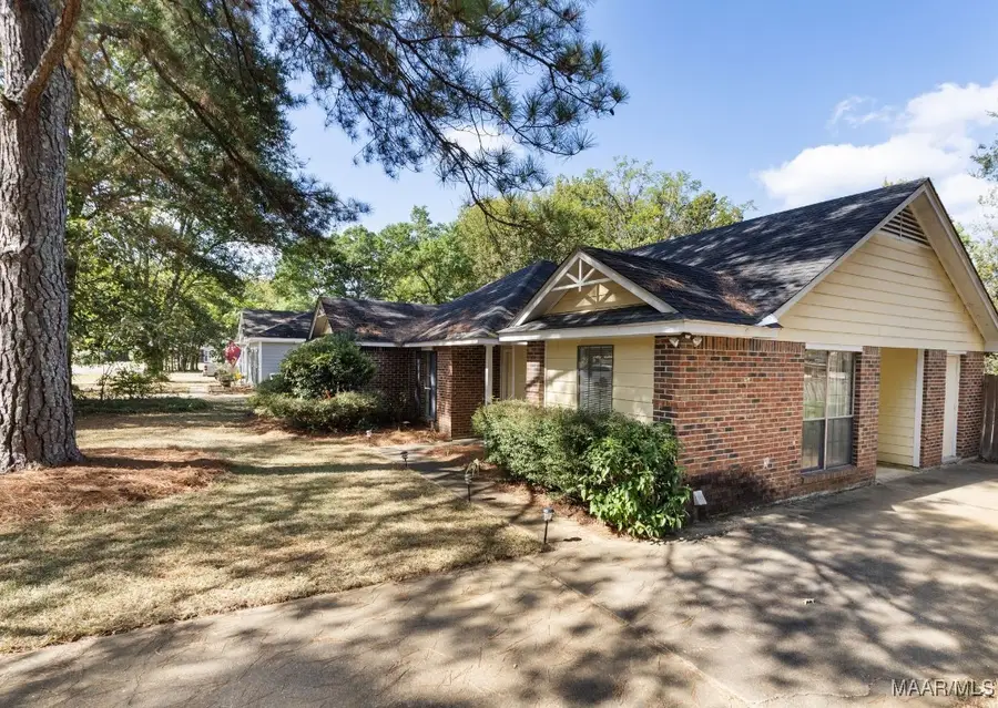 6225 Whitewater Court, Montgomery, AL 36117 - Image #2