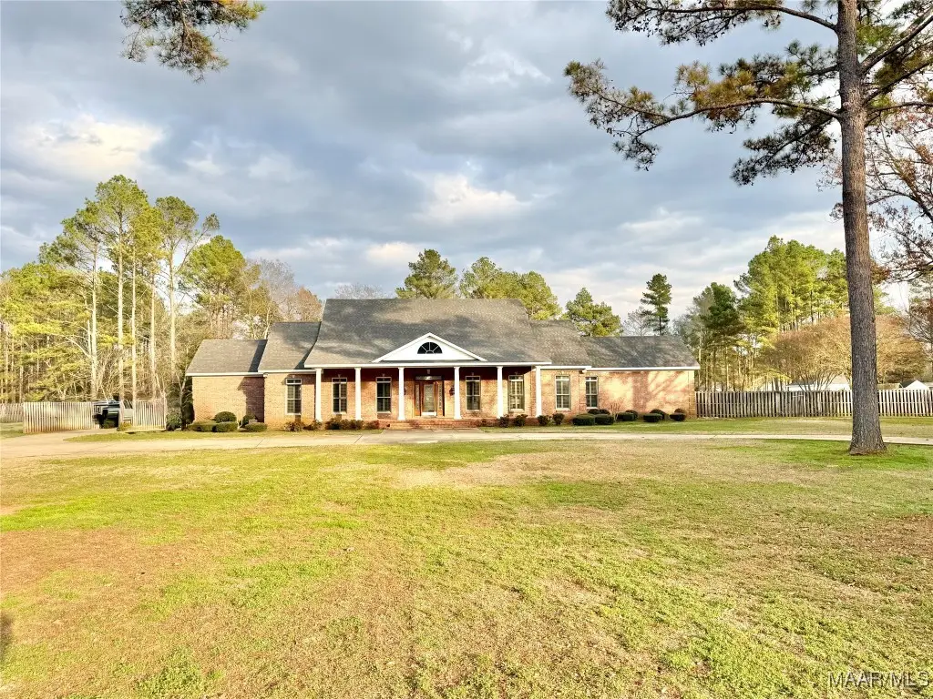 112 Deer Ridge Drive, Selma, AL 36701 - Image #1