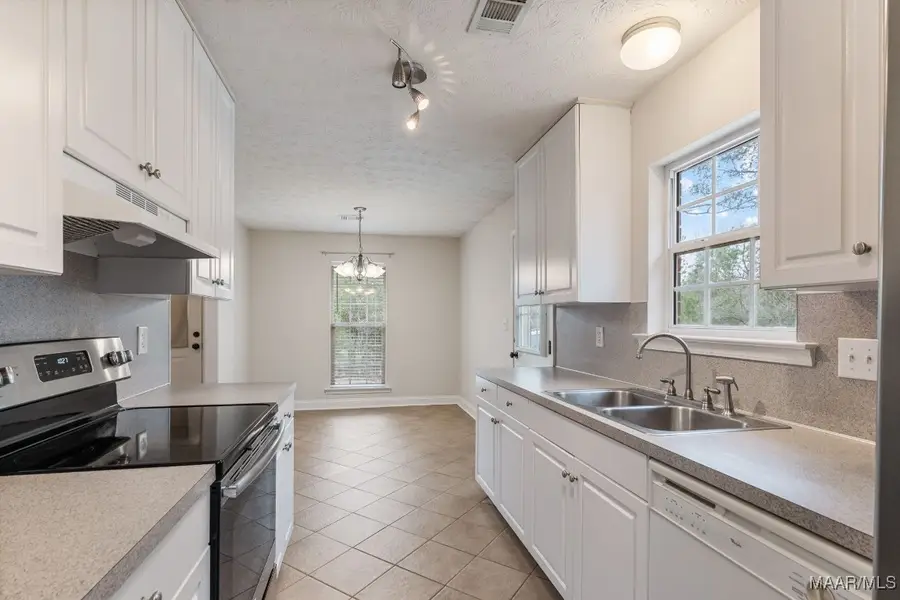 165 Laurel Hill Drive, Prattville, AL 36066 - Image #3