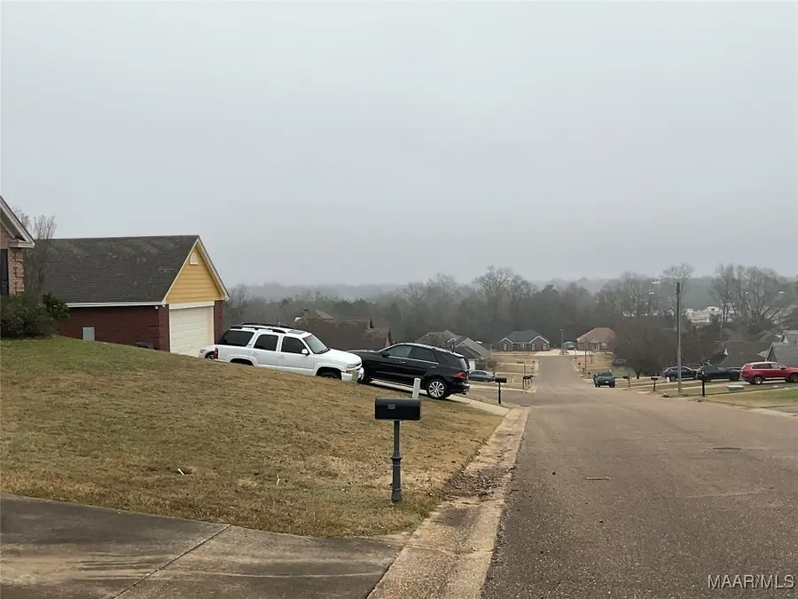 169 Harris Drive, Millbrook, AL 36054 - Image #2