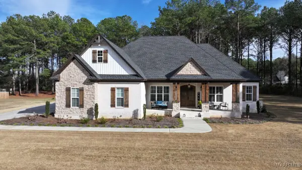 62 Spruce Knoll Lane, Elmore, AL 36025