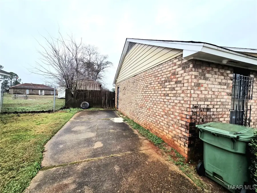 815 N Gap Loop, Montgomery, AL 36110 - Image #2