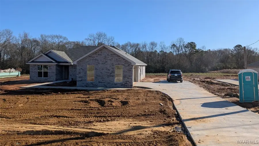 1988 Alpine Drive, Deatsville, AL 36022 - Image #2