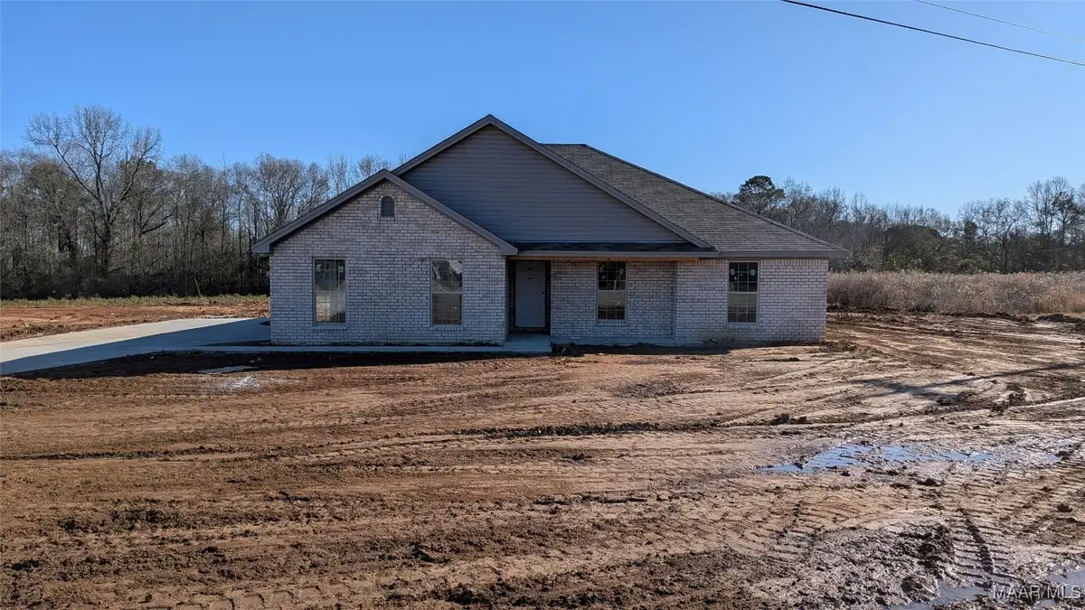 1984 Alpine Drive, Deatsville, AL 36022 - Image #1
