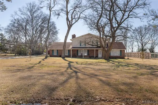 125 Katie Lane, Hope Hull, AL 36043