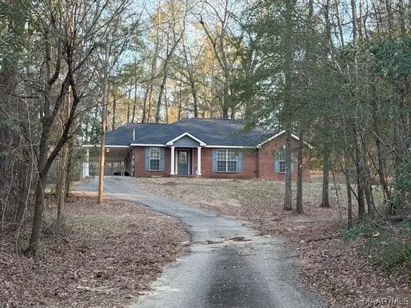 173 Laurel Hill Drive, Prattville, AL 36066