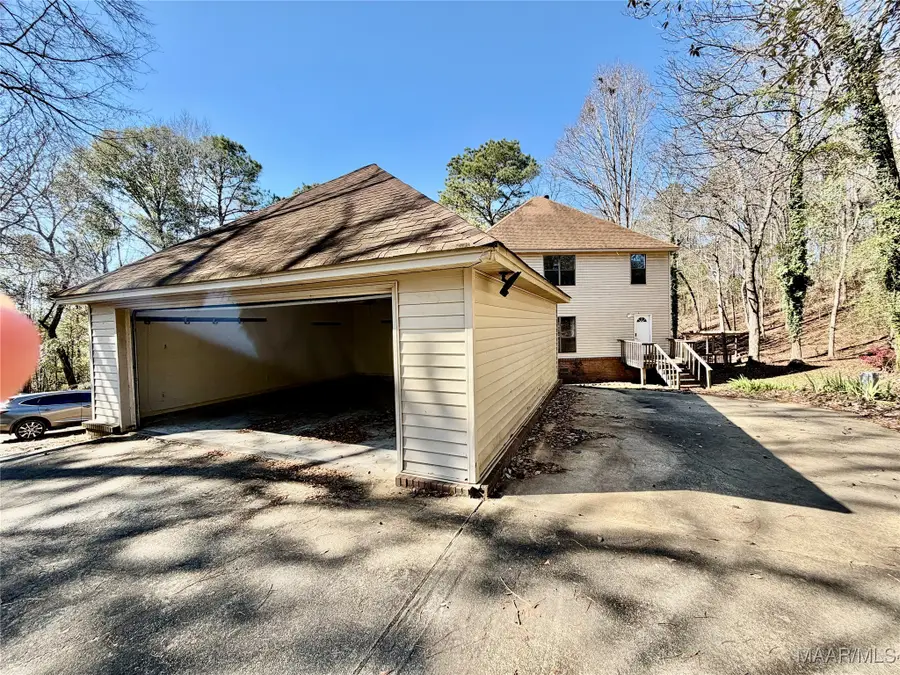 882 Richfield Road, Deatsville, AL 36022 - Image #2