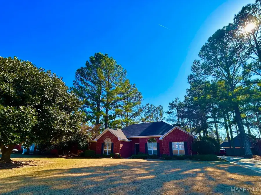 110 Poplar Grove Drive, Wetumpka, AL 36092 - #2