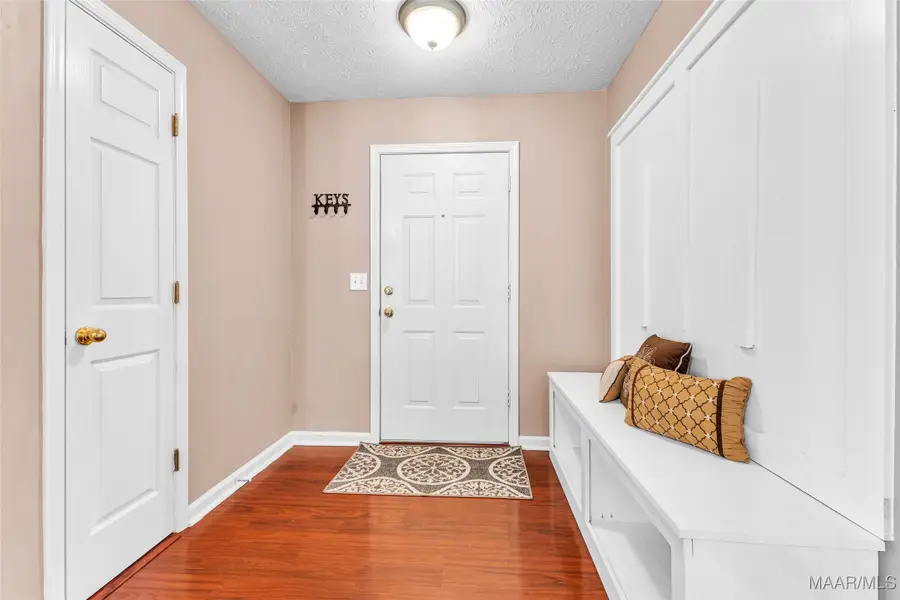 390 Hidden Valley Road, Deatsville, AL 36022 - #2