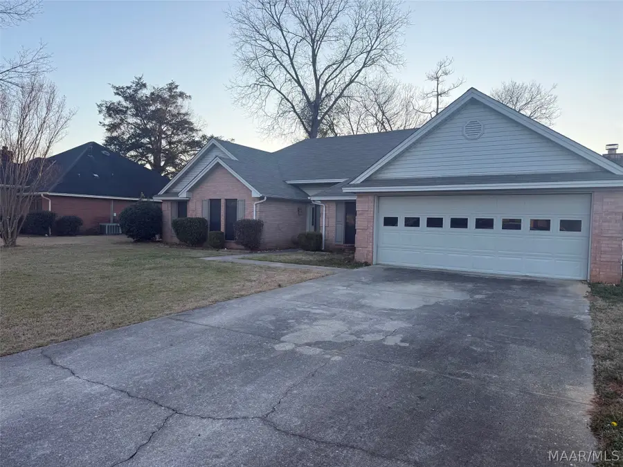 322 Abington Street, Prattville, AL 36066 - #3