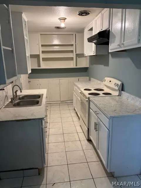 9 Montview Court, Montgomery, AL 36105 - #3