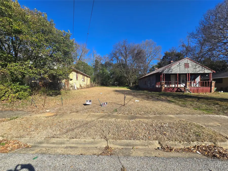 726 Woodrow Street, Montgomery, AL 36108 - #2