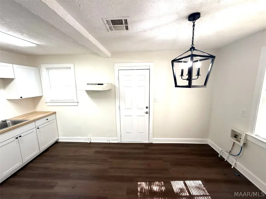 106 Courtland Drive, Montgomery, AL 36105 - #2