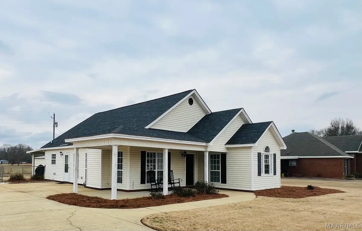 125 N Springfield Drive, Millbrook, AL 36054 - #1