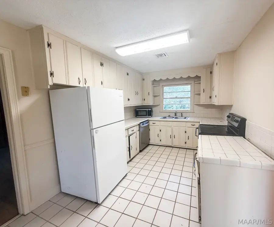 3543 Dalraida Court, Montgomery, AL 36109 - #2