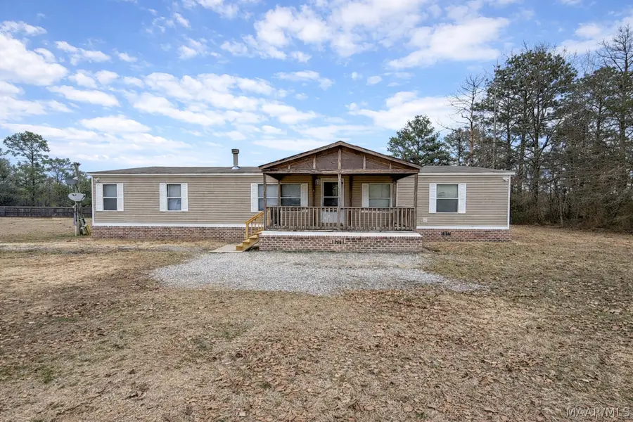 110 Melissa Robyn Road, Deatsville, AL 36022 - #2