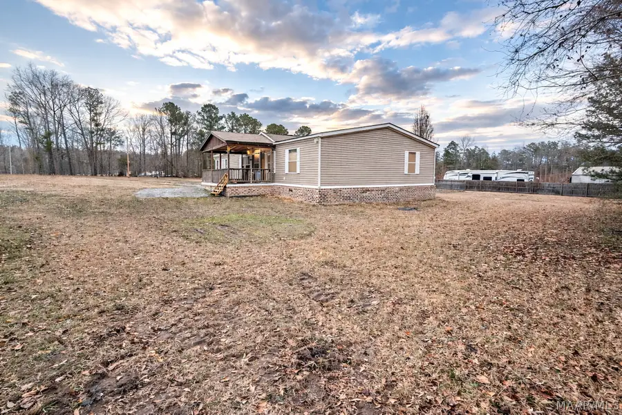 110 Melissa Robyn Road, Deatsville, AL 36022 - #3
