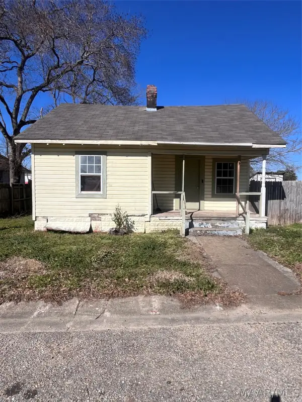 67 Clark Street, Wetumpka, AL 36092