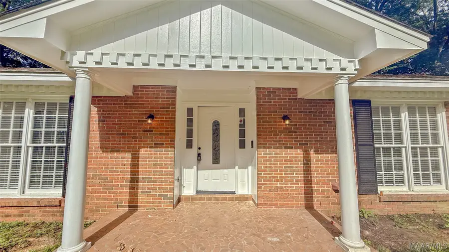 526 Wakefield Drive, Montgomery, AL 36109 - #3