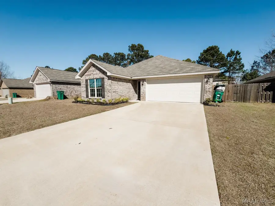 53 Nottingham Way, Millbrook, AL 36025 - #2