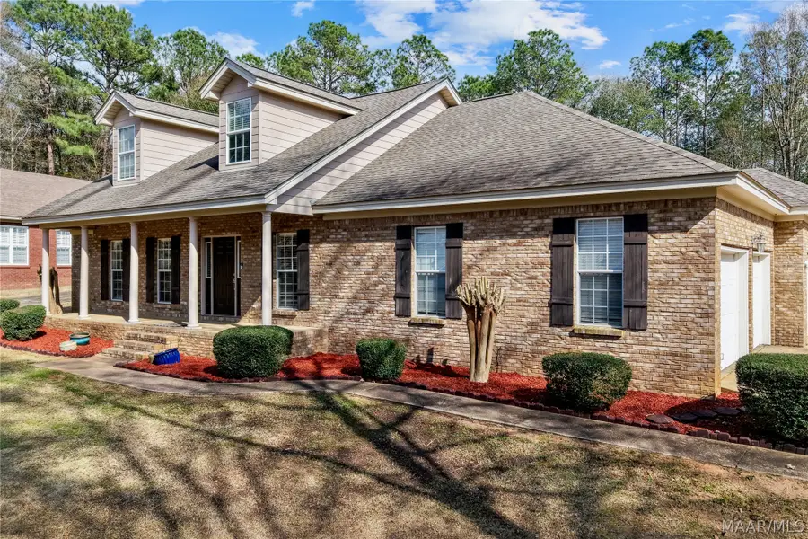 377 Hickory Place, Wetumpka, AL 36093 - #3