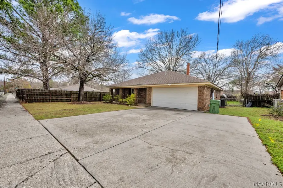 868 Dunbarton Drive, Montgomery, AL 36117 - #3