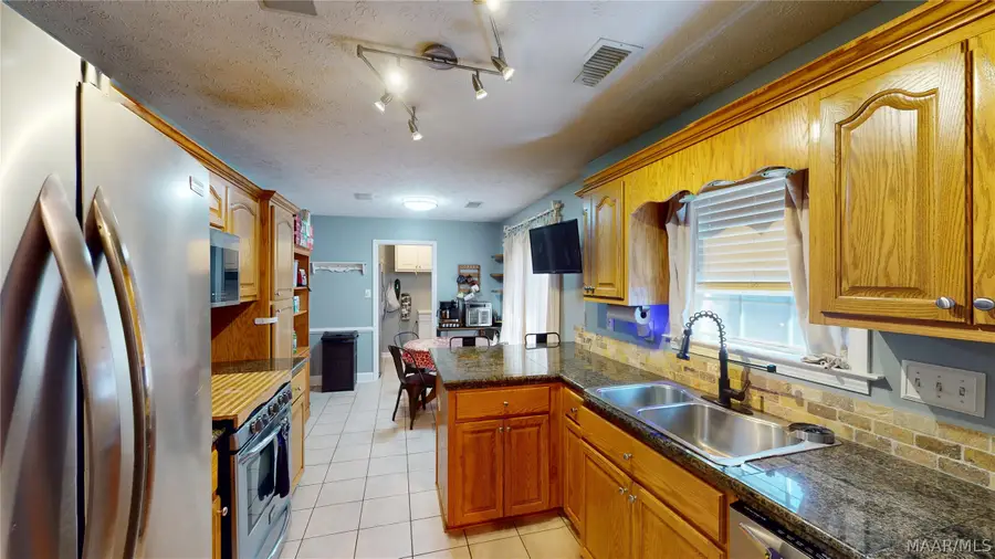 509 Breckinridge Lane, Prattville, AL 36066 - #2