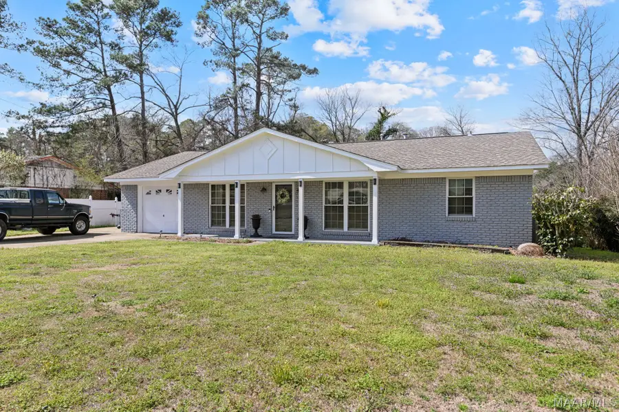 111 Livingston Avenue, Prattville, AL 36066 - #2