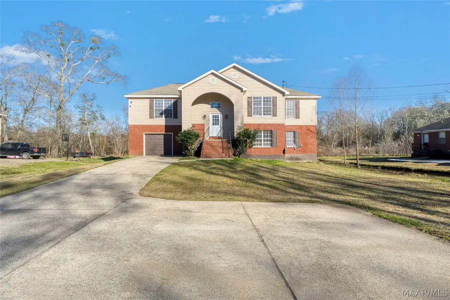 5860 Pineleaf Drive, Millbrook, AL 36054 - #2