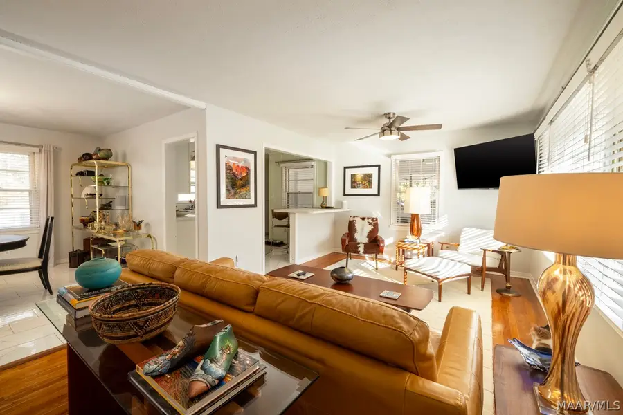 211 Windsor Drive, Alexander City, AL 35010 - #2