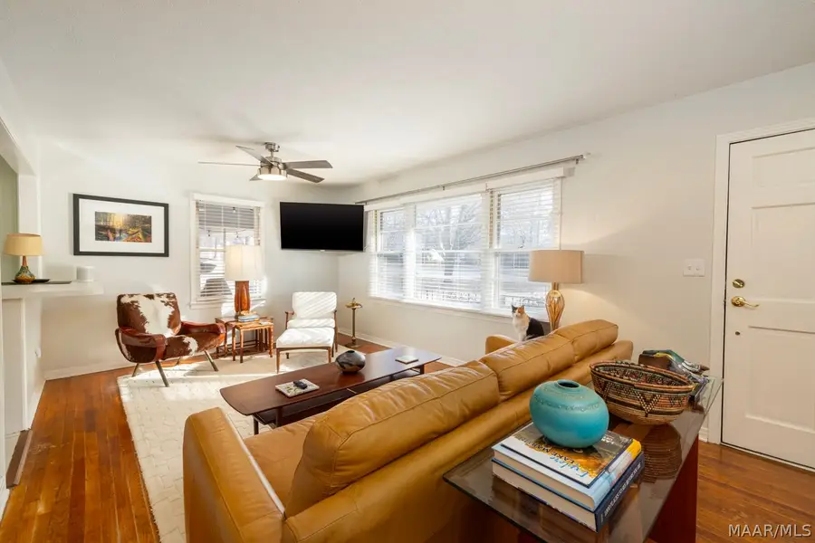 211 Windsor Drive, Alexander City, AL 35010 - #3