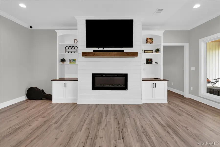 5902 Coosa River Road, Deatsville, AL 36022 - #3