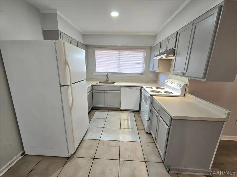 6226 Gladstone Drive, Montgomery, AL 36117 - #3