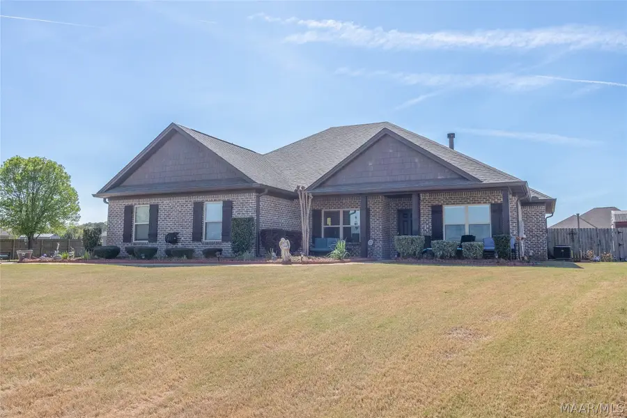 54 Sunnybrook Drive, Deatsville, AL 36022 - #2