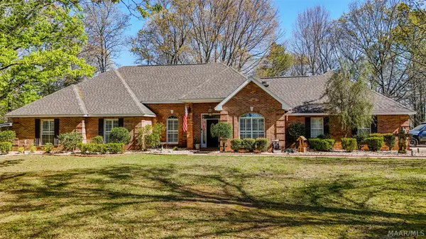 825 Fairwood Drive, Prattville, AL 36067