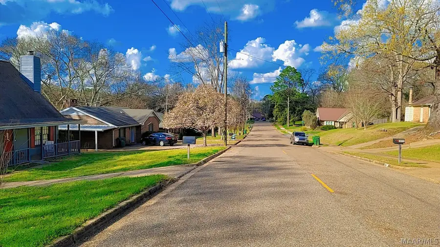 3033 Willow Lane Drive, Montgomery, AL 36109 - #2