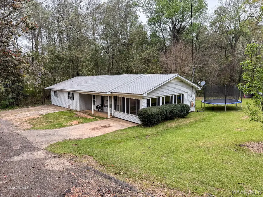840 Smith Street, Thomasville, AL 36784 - #3