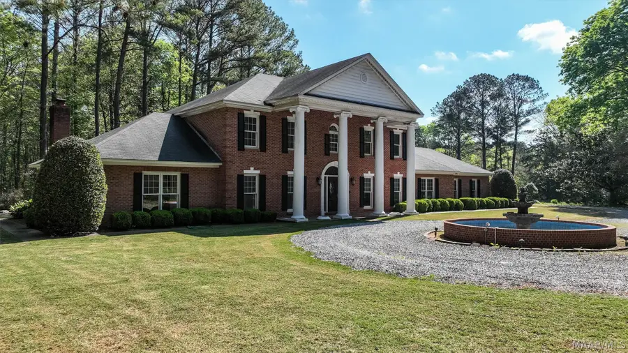 655 Horseshoe Curve, Pike Road, AL 36064 - #3