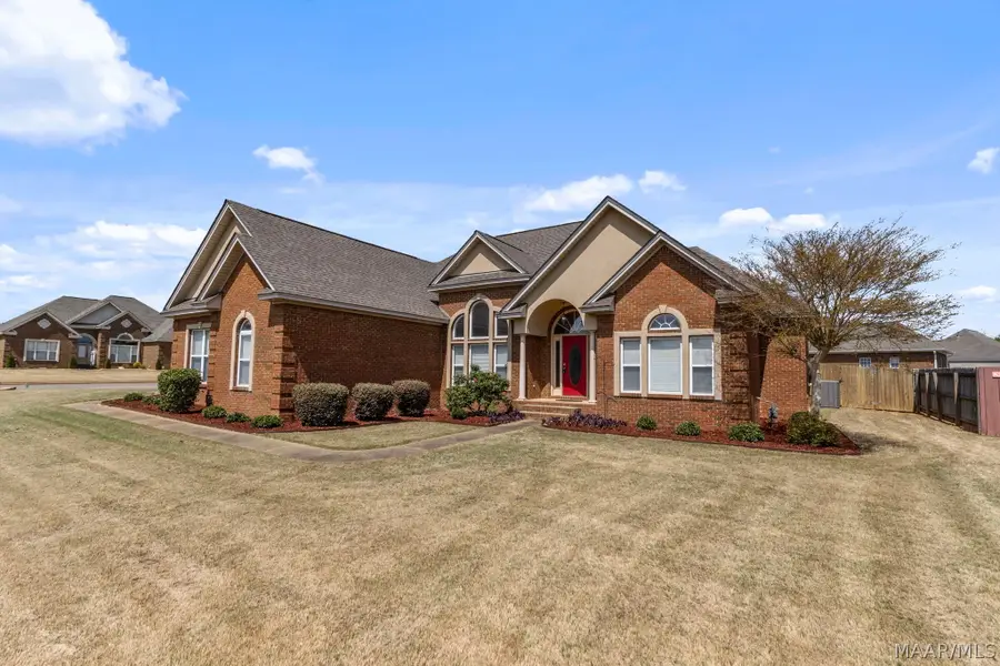 2014 Vonica Rose Street, Deatsville, AL 36022 - #2