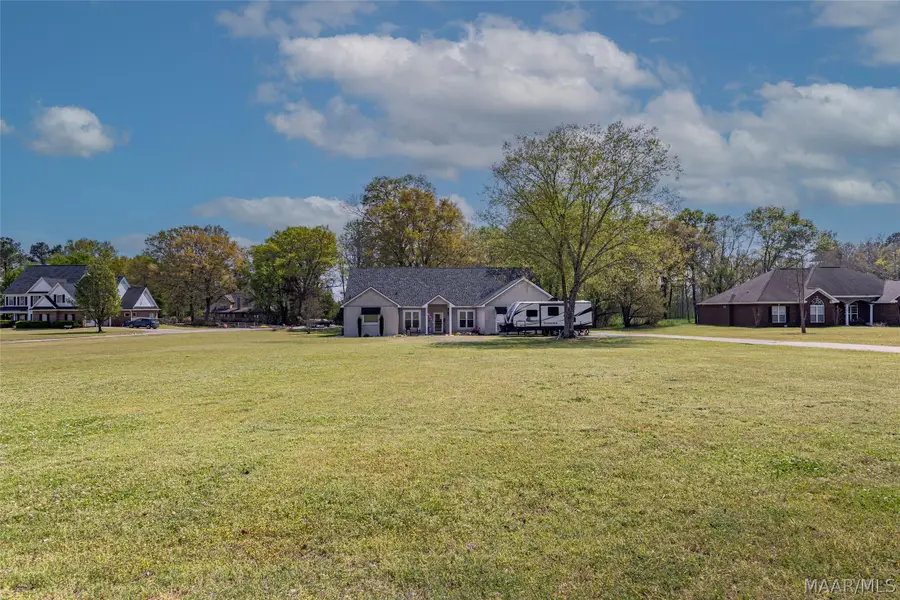 198 Meadow Lane, Deatsville, AL 36022 - #2