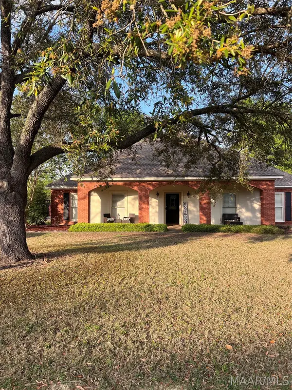 8823 Oak Meadow Court, Montgomery, AL 36116