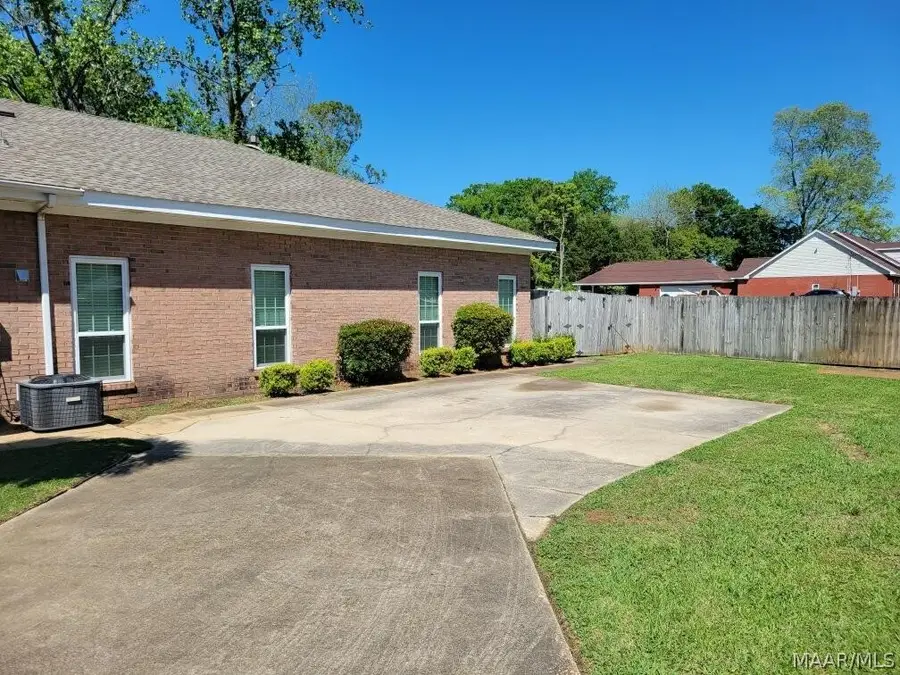 41 Fairlane Drive, Montgomery, AL 36109 - #3