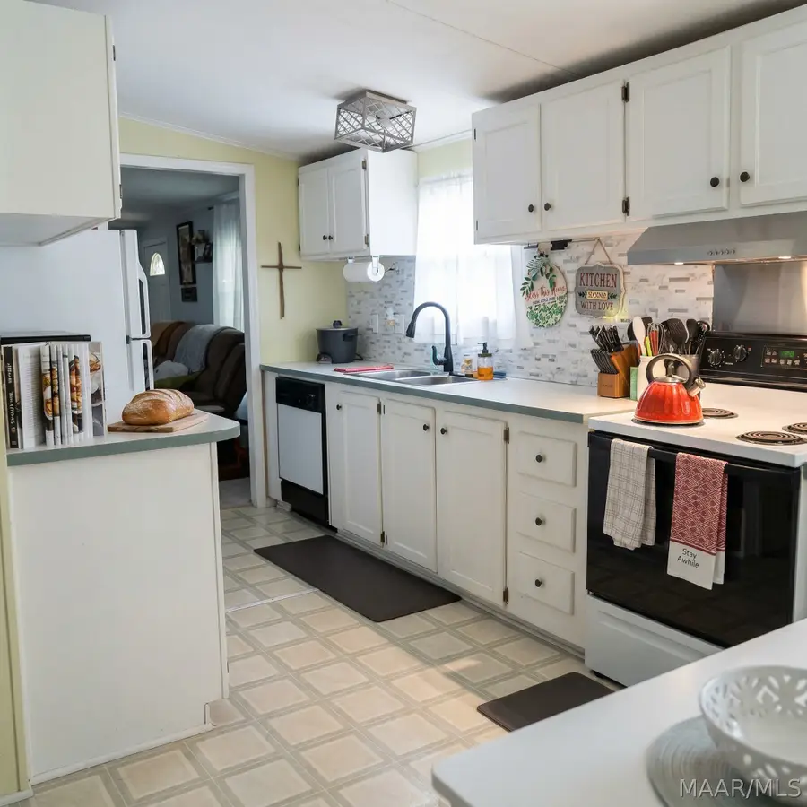 1106 Alabama Street, Prattville, AL 36067 - #3