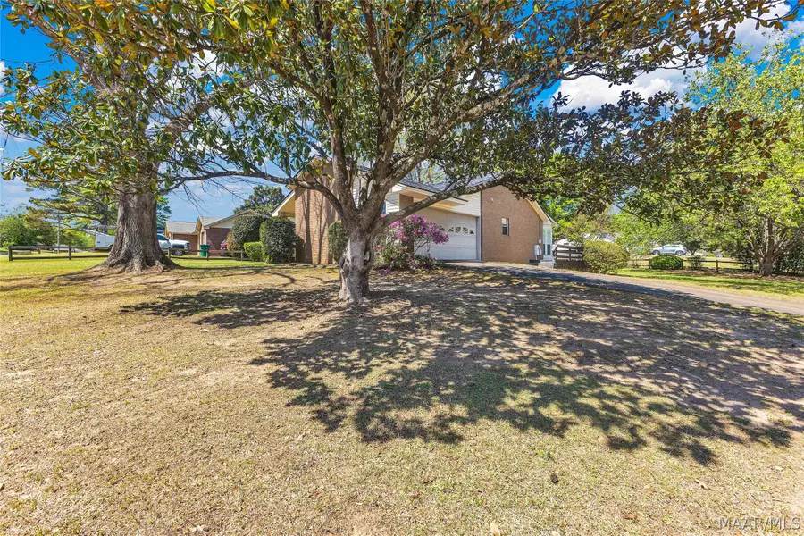 114 Azalea Drive, Millbrook, AL 36054 - #2