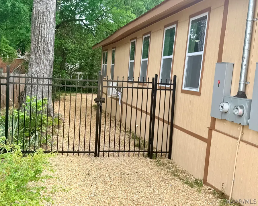 1915 Walnut Street, Montgomery, AL 36106 - #3