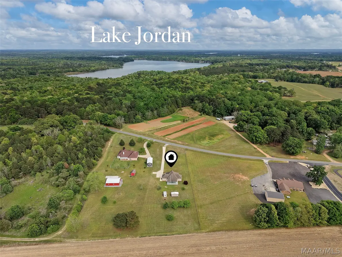 3061 Coosa River Road, Deatsville, AL 36022 - #1