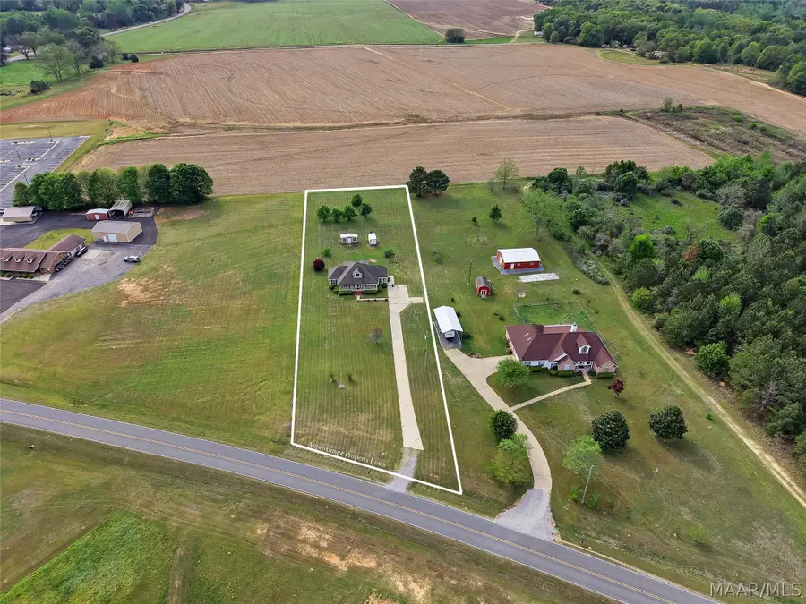 3061 Coosa River Road, Deatsville, AL 36022 - #3