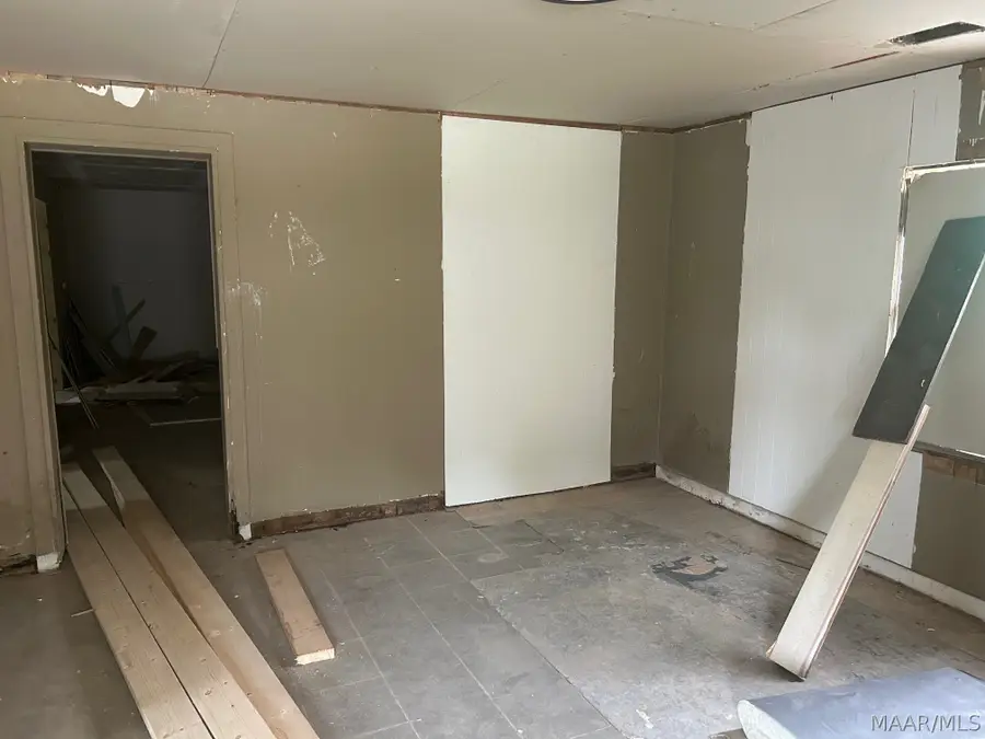 545 Oak Street, Montgomery, AL 36104 - #2